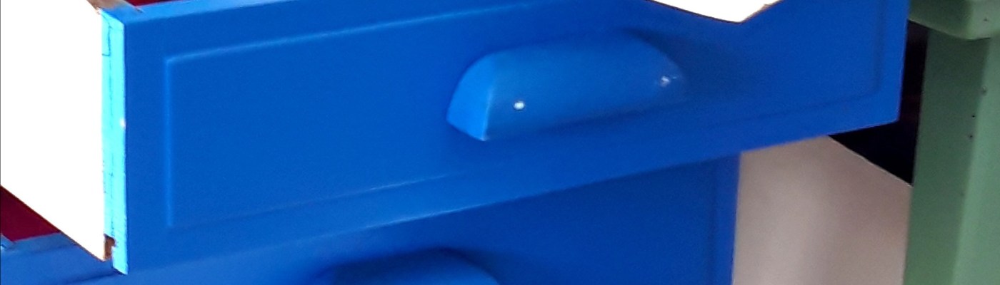 "libri elemento di arredo - poeticadelleregole"